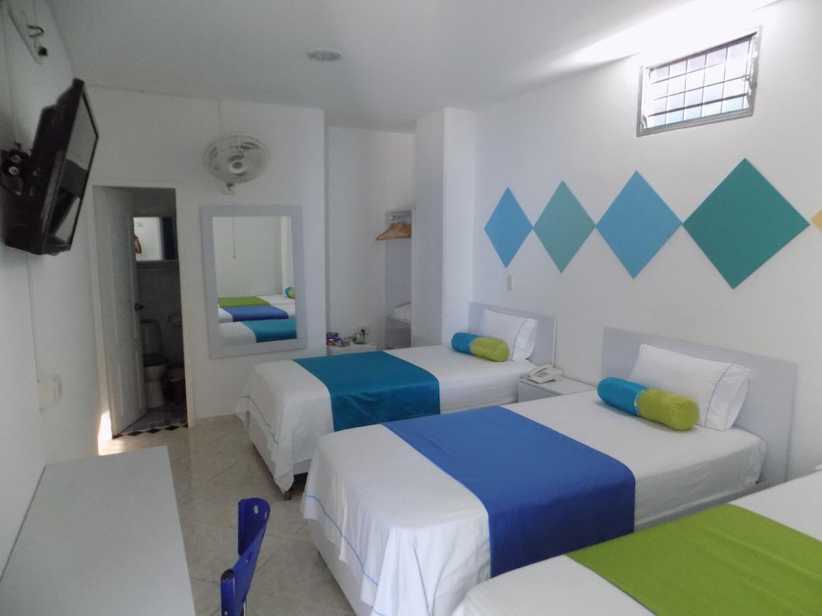 Hotel Luna Azul Florencia  Exterior photo