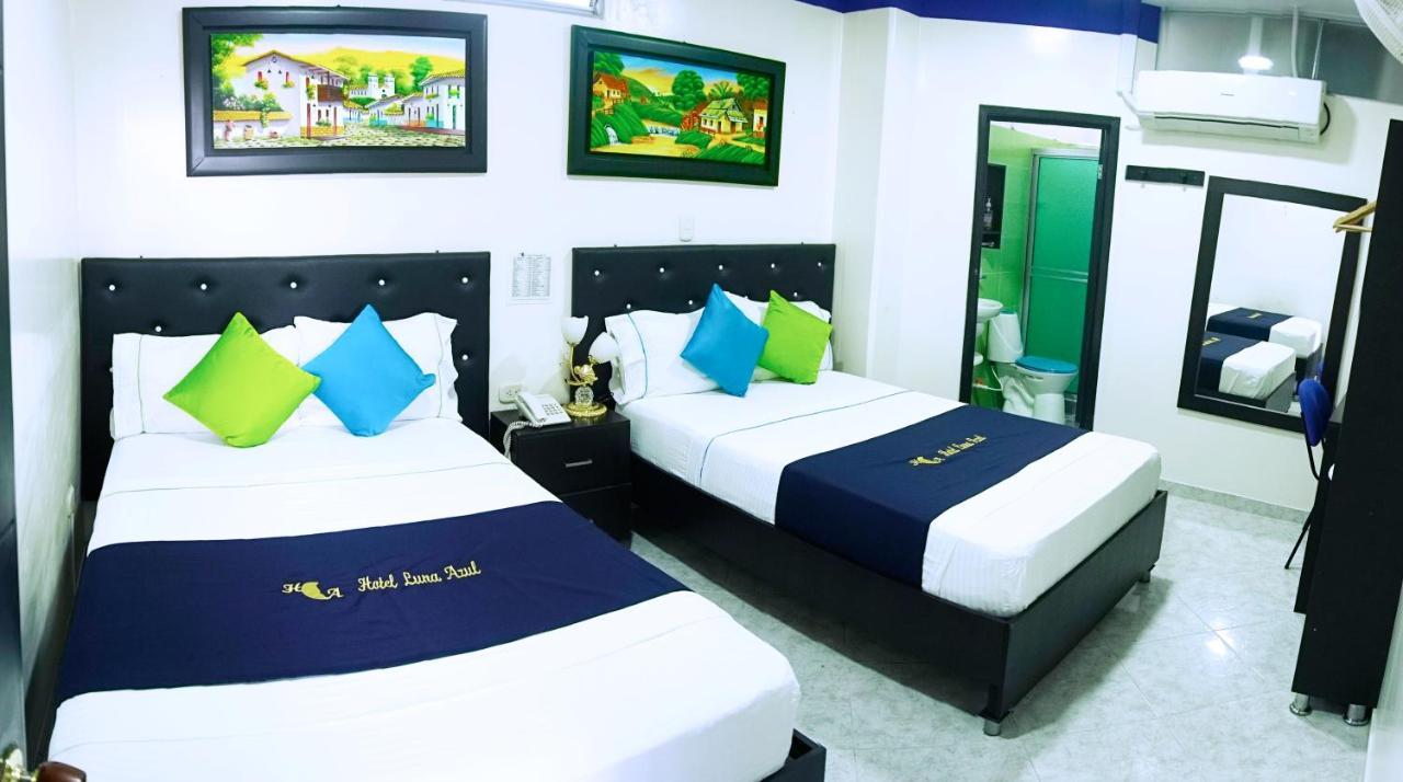 Hotel Luna Azul Florencia  Exterior photo